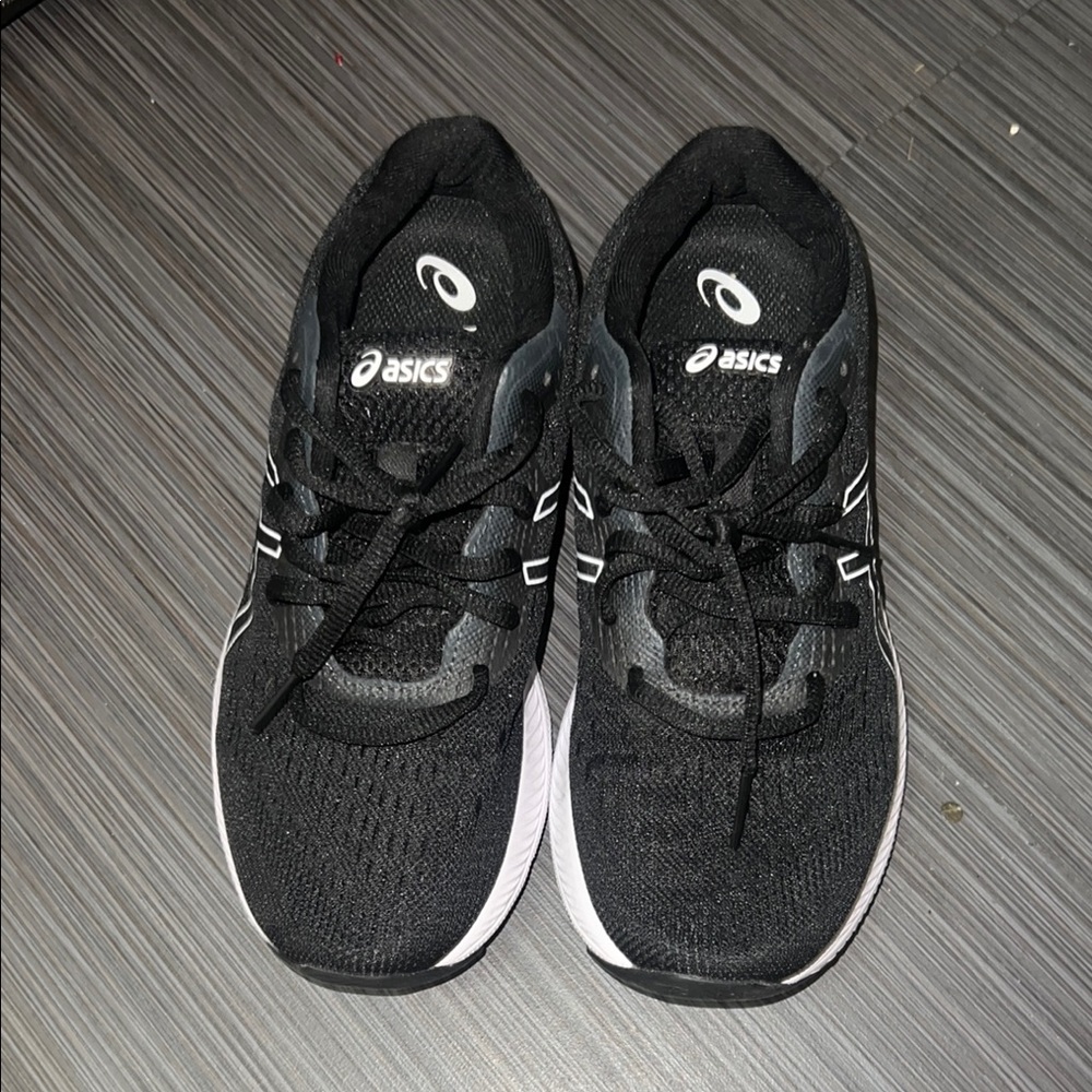 Asics Black Sneakers with Breathable Mesh Upper
